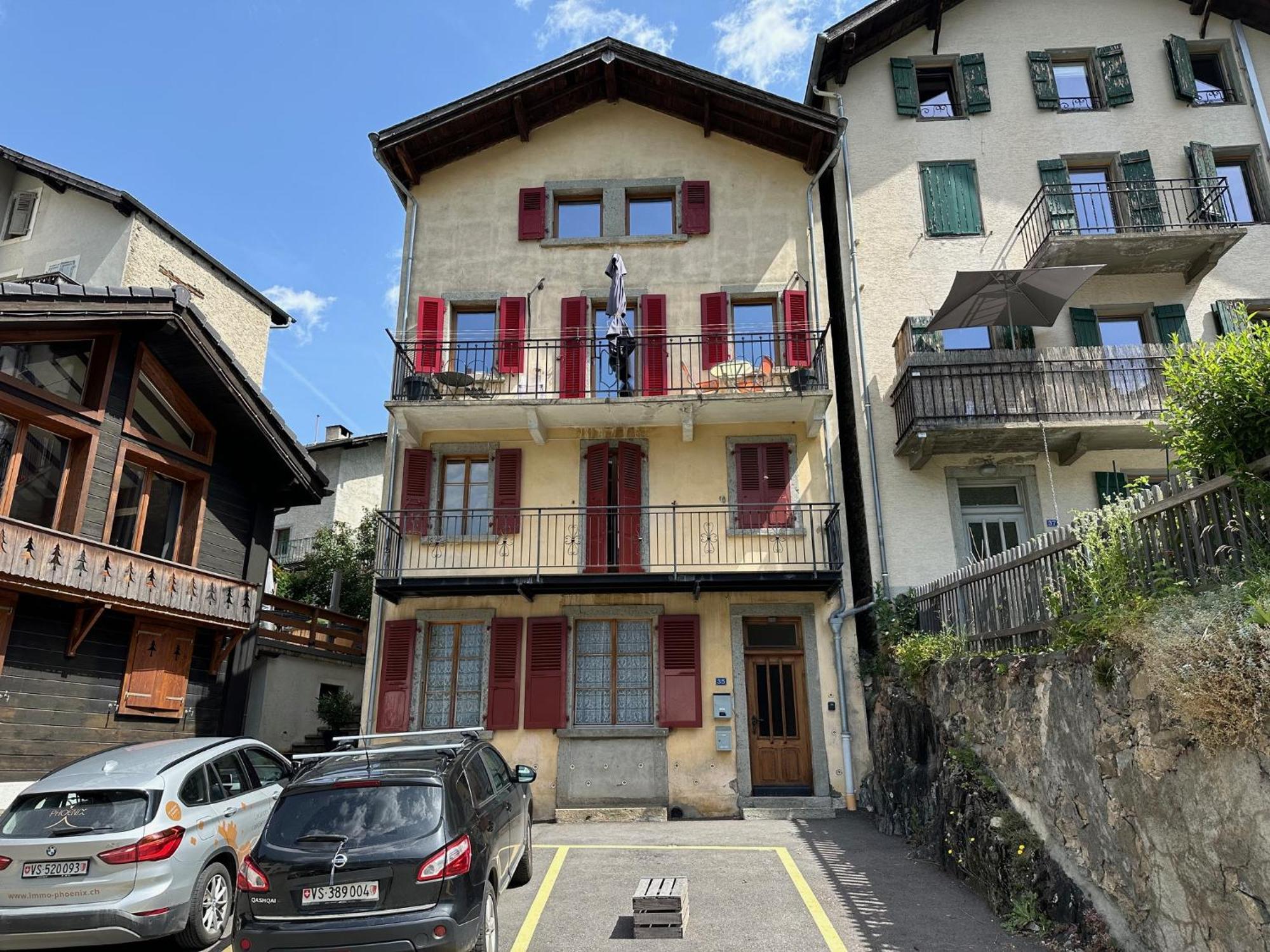 Swiss Alpine Retreat & View Near Martigny *