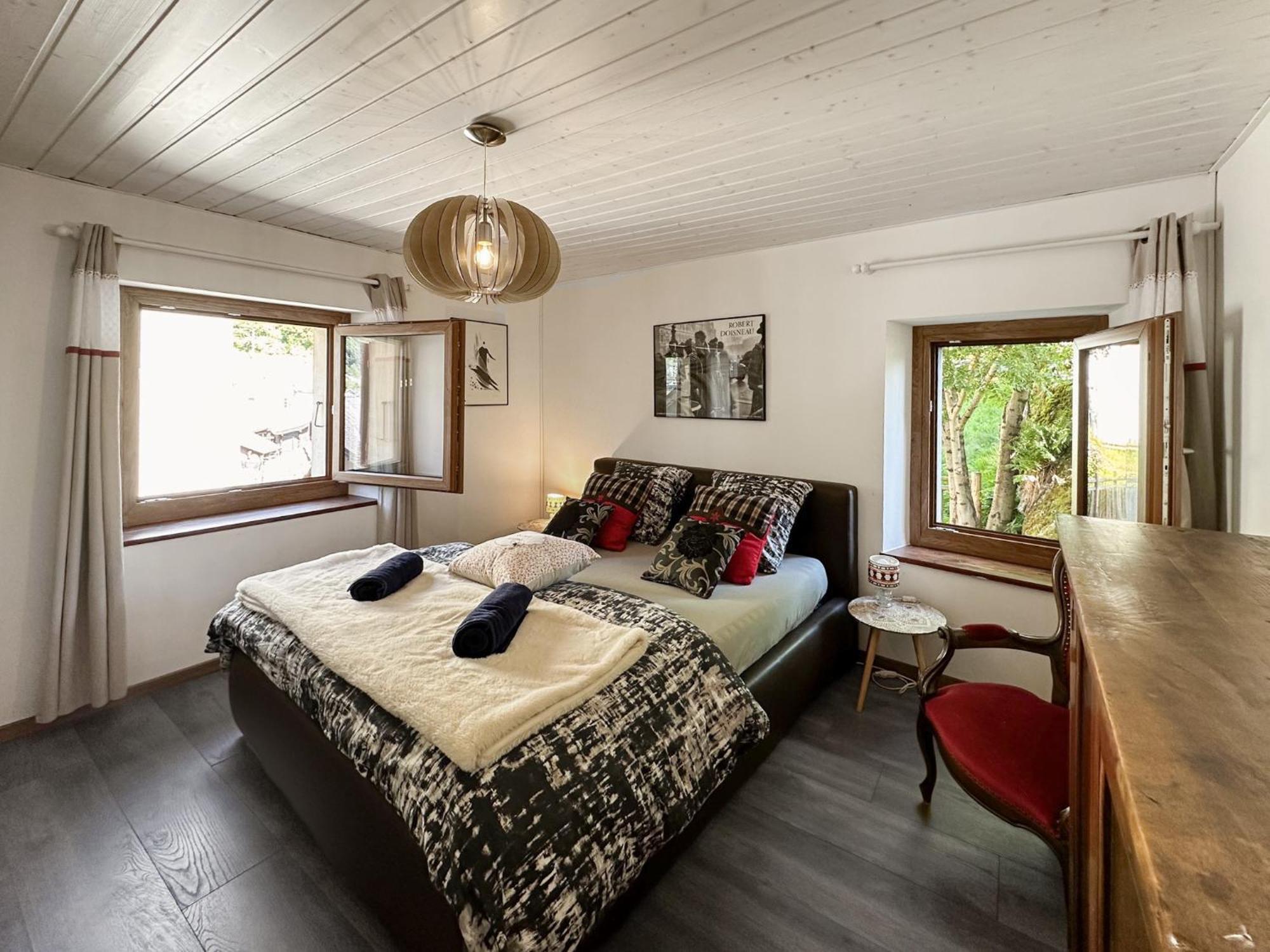 Apartment Swiss Alpine Retreat & View Near Martigny Salvan