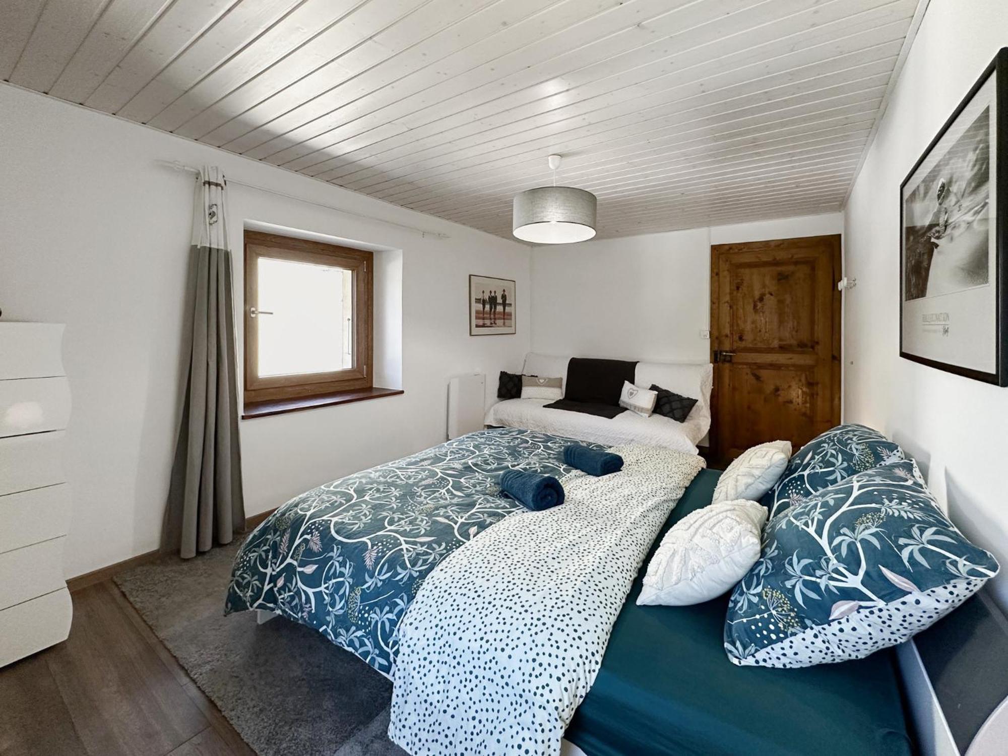 Swiss Alpine Retreat & View Near Martigny Apartment *