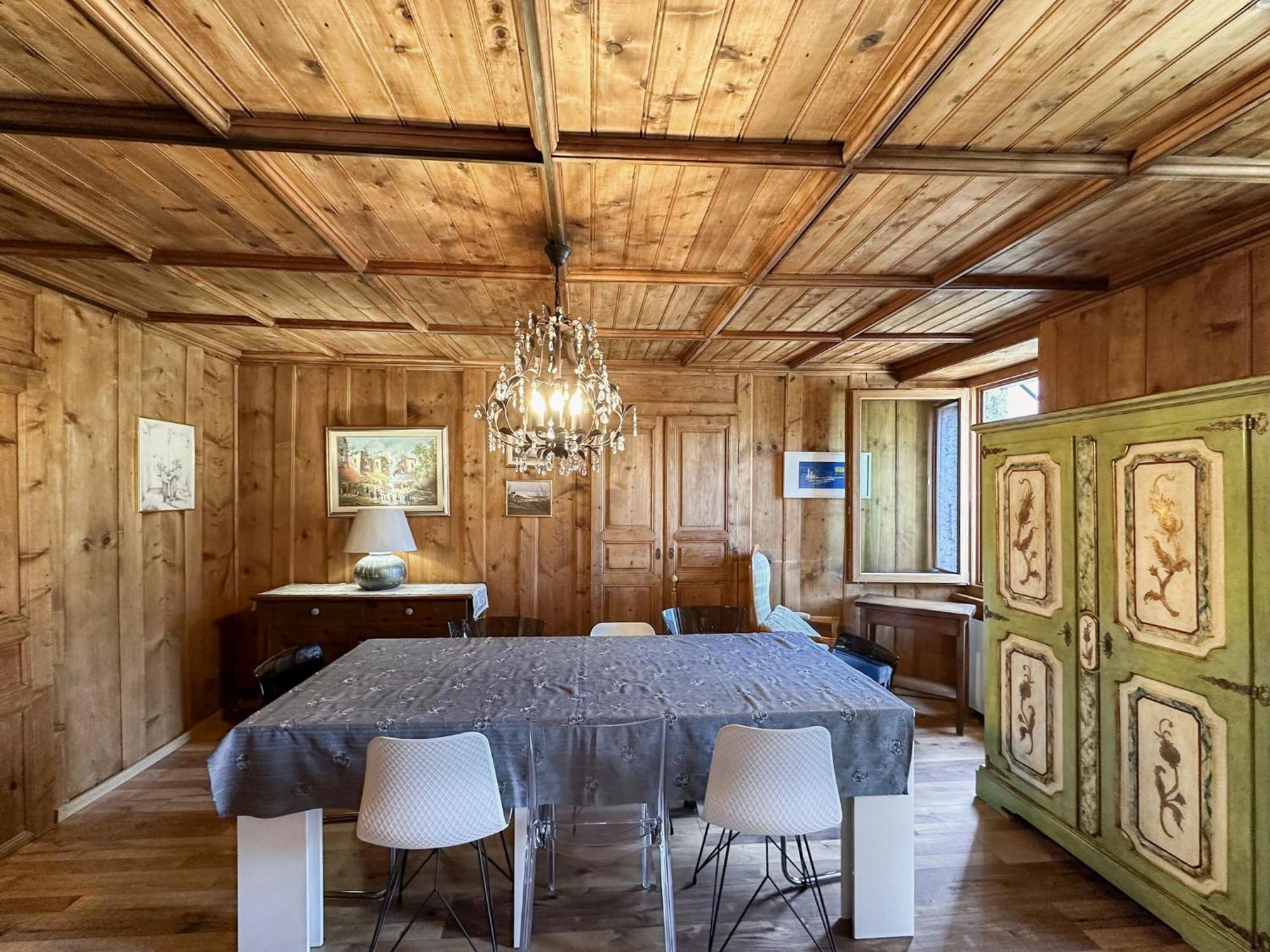 Apartment Swiss Alpine Retreat & View Near Martigny *
